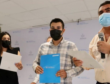 EL IMPULSO a la actividad avícola continúa en Jalisco, ya que la SADER apoya a productores con recursos para infraestructura a fin de que mejoren la calidad y sanidad de su producción.