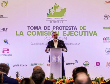 EL INGENIERO Andrés Canales Leaño, al protestar como nuevo presidente del CDAAJ, se comprometió a apoyar los esfuerzos de agroproductores y agroindustriales de Jalisco para que la entidad continúe como potencia productora de agroalimentos.