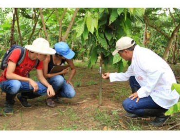 ES IMPORTANTE que en México se preparen profesionales comprometidos con el campo, dado que es una necesidad imperante, vincular la ciencia con la producción agroalimentaria.