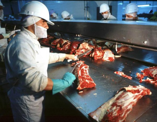 LA META es exportar hacia ese mercado 20 mil toneladas de carne de res por un valor comercial de 120 millones de dólares.