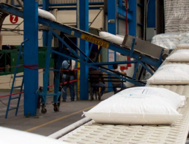 ANUALMENTE SE envían cerca de un millón de toneladas de azúcar mexicano al extranjero.