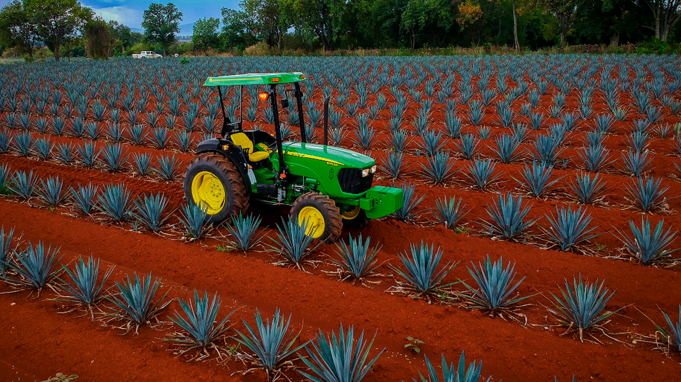 johndeere_70a_2