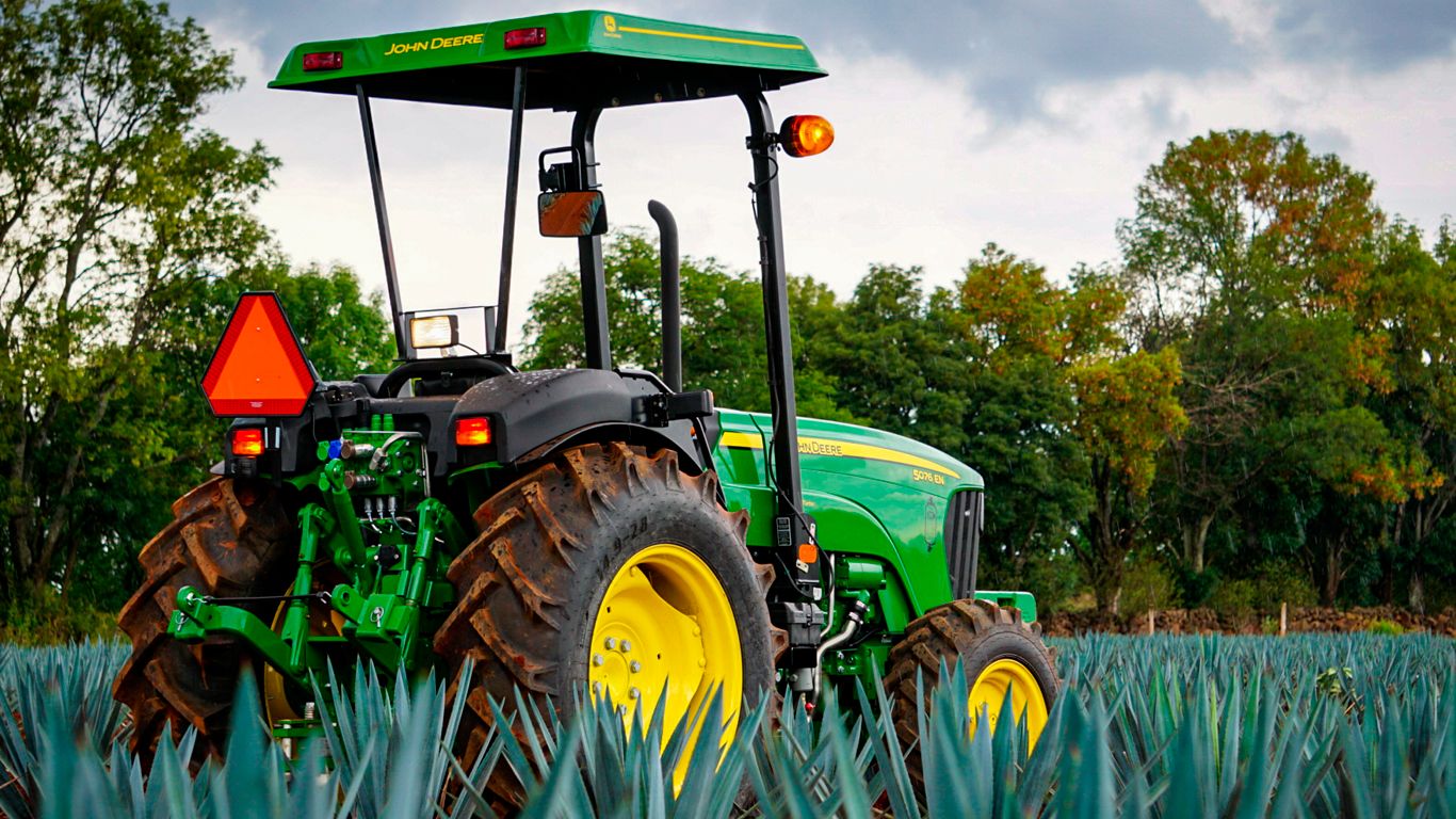 johndeere_70a_3